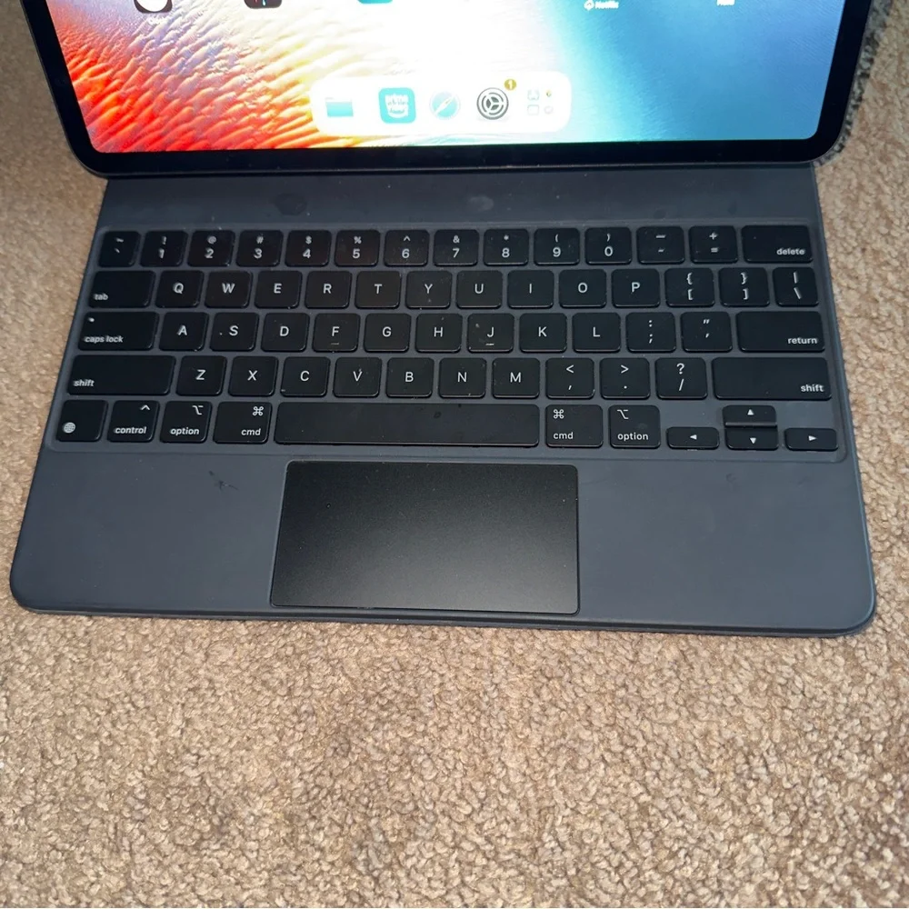 Apple iPad 12 pro 12.9 WiFi only
